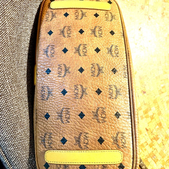 💼⭐HP⭐MCM Cognac/Mango Liz Shopper - Picture 6 of 8